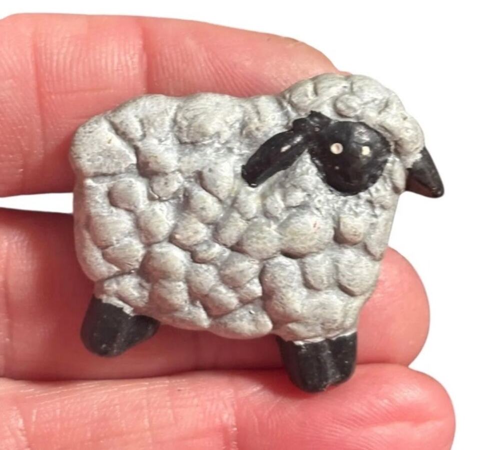 Vintage Sheep Brooch Gray Lamb Figural Pin Farm Animal Cottagecore Jewelry